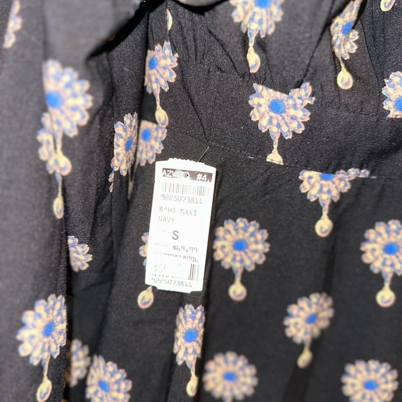 BOHO SPLIT MIDDLE DRESS - Picture 10 of 10